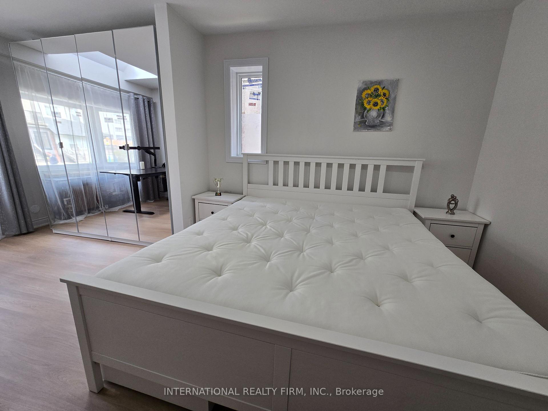 Photo 8 of Unit Main, 261 Soudan Avenue, Toronto, Mount Pleasant West — HOMEH