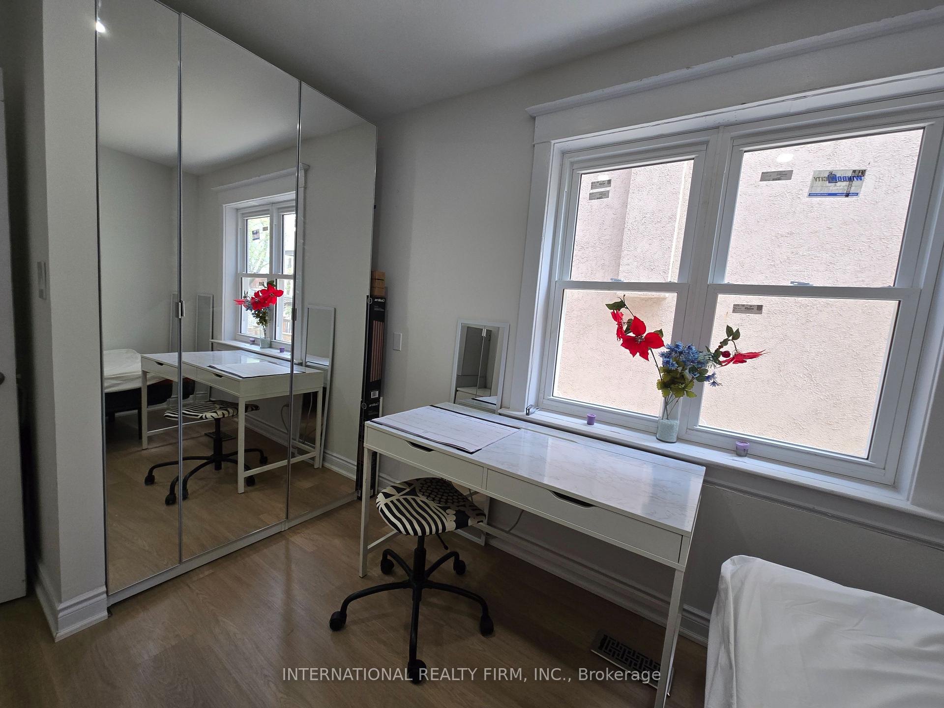Photo 12 of Unit Main, 261 Soudan Avenue, Toronto, Mount Pleasant West — HOMEH