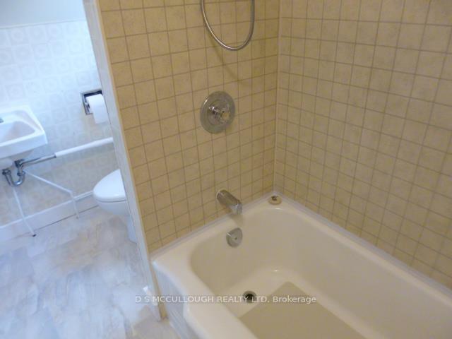 Photo 13 of 458 & 460 Egan Street, Thunder Bay, Shuniah — HOMEH