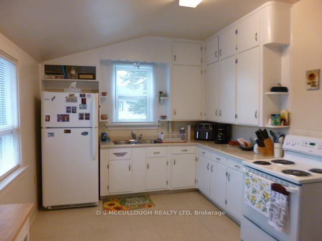 Photo 20 of 458 & 460 Egan Street, Thunder Bay, Shuniah — HOMEH
