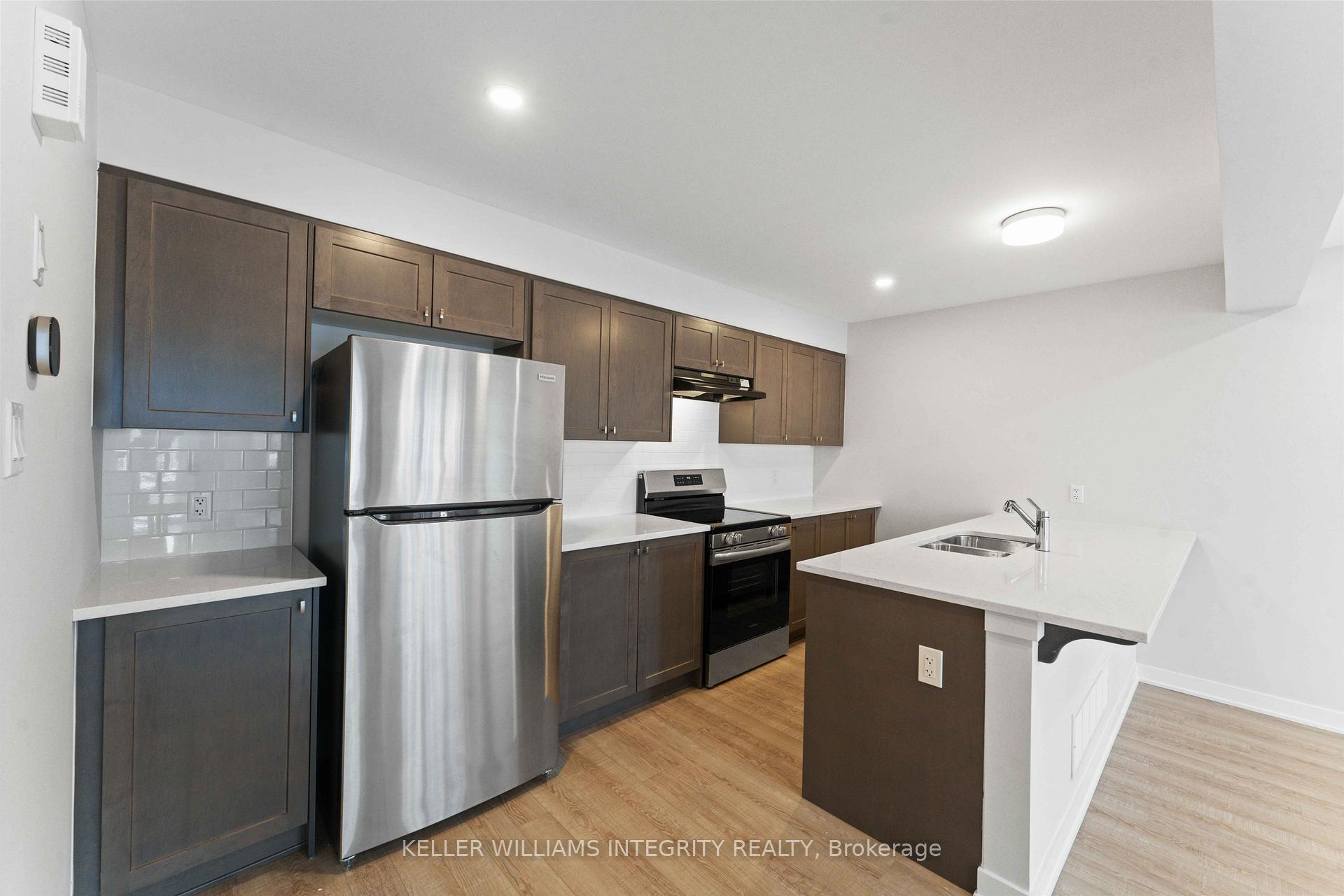 Photo 14 of 588 Woven Private, Ottawa, Stittsville (North) — HOMEH