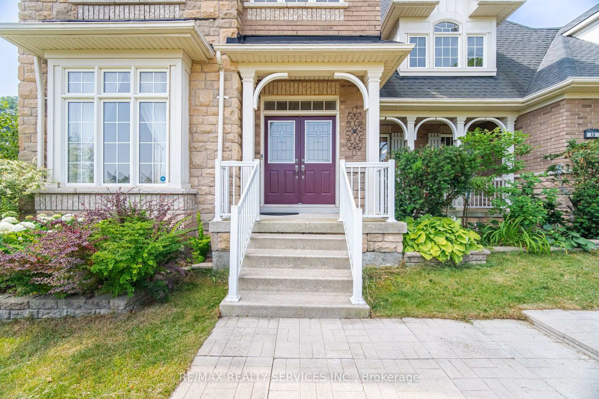 Photo 5 of 15 Upper Canada Drive, Erin, Rural Erin — HOMEH