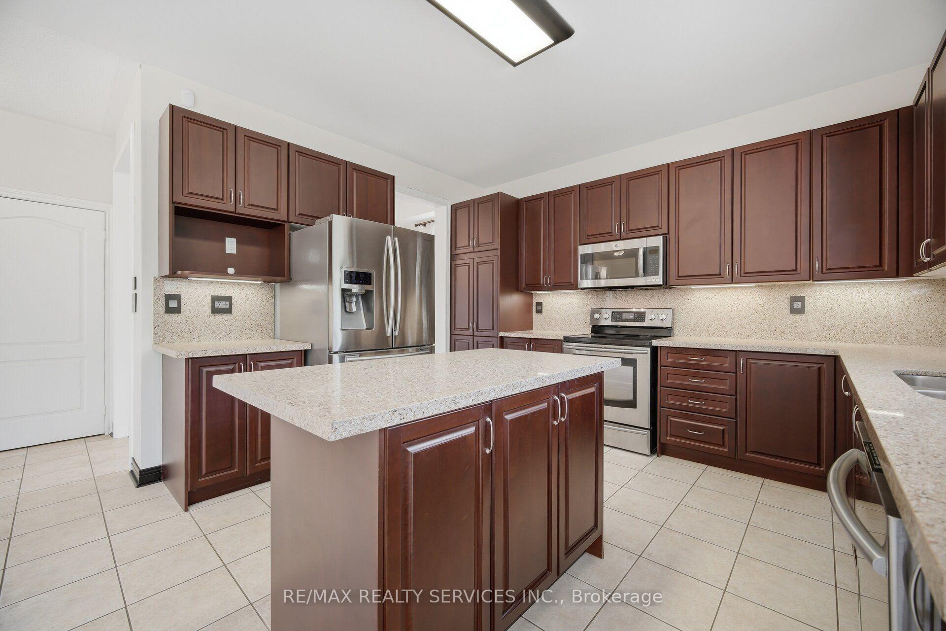Photo 15 of 15 Upper Canada Drive, Erin, Rural Erin — HOMEH
