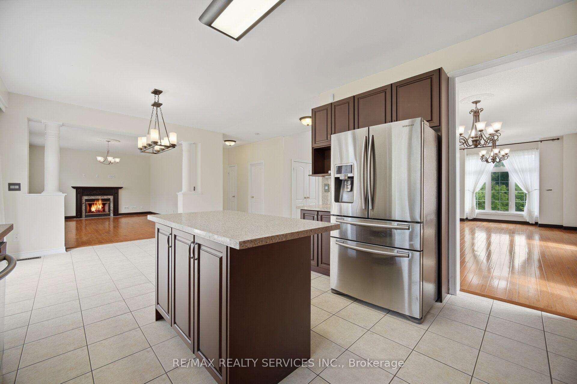 Photo 18 of 15 Upper Canada Drive, Erin, Rural Erin — HOMEH