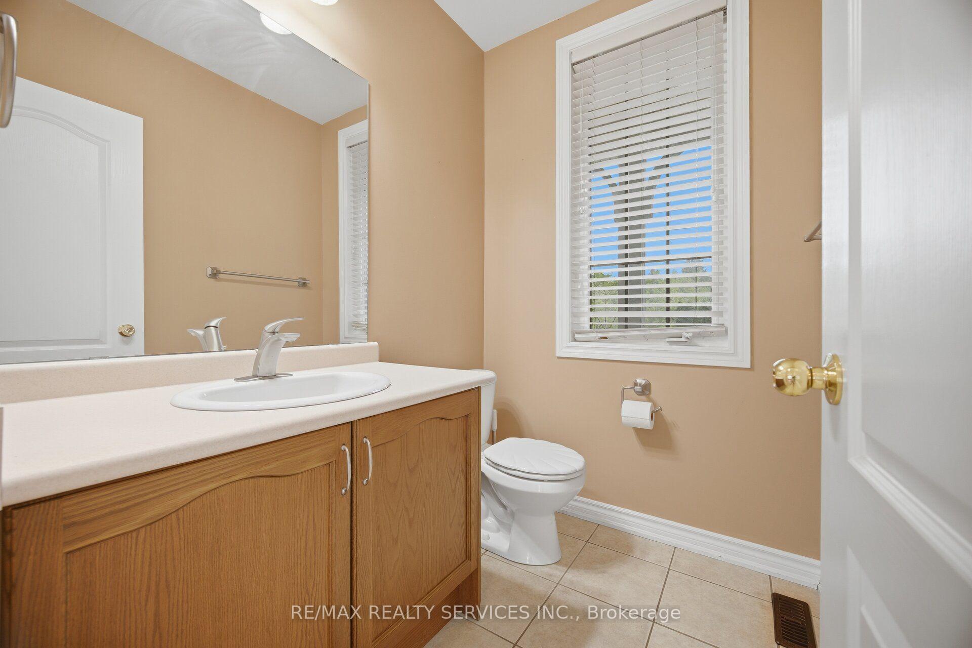 Photo 24 of 15 Upper Canada Drive, Erin, Rural Erin — HOMEH