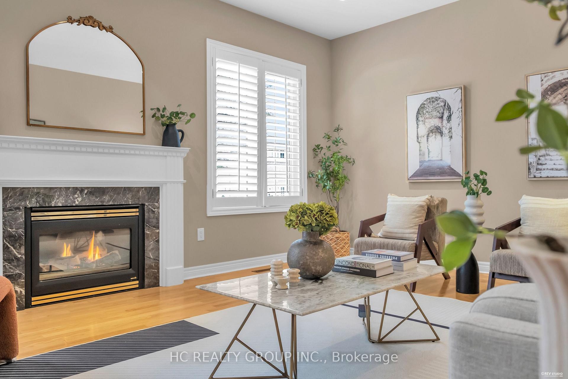 Photo 4 of 77 Sutcliffe Crescent, Markham, Cachet — HOMEH