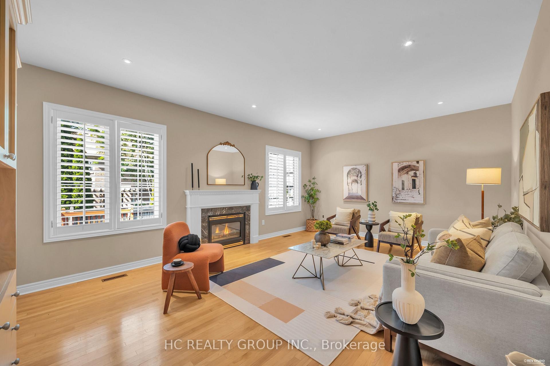 Photo 7 of 77 Sutcliffe Crescent, Markham, Cachet — HOMEH