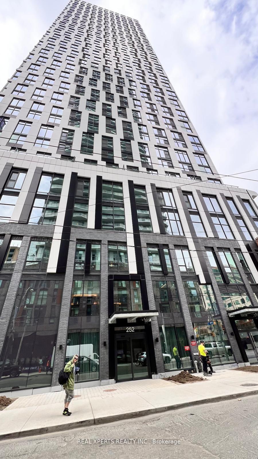 Front of Unit 2209, 252 Church Street