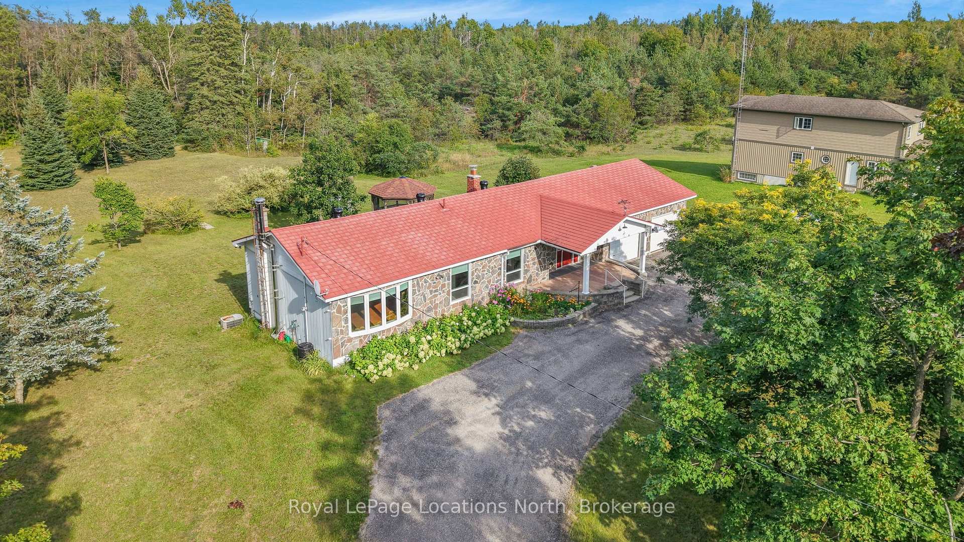 Photo 3 of 263 Line 14 N, Oro-Medonte, Rural Oro-Medonte — HOMEH