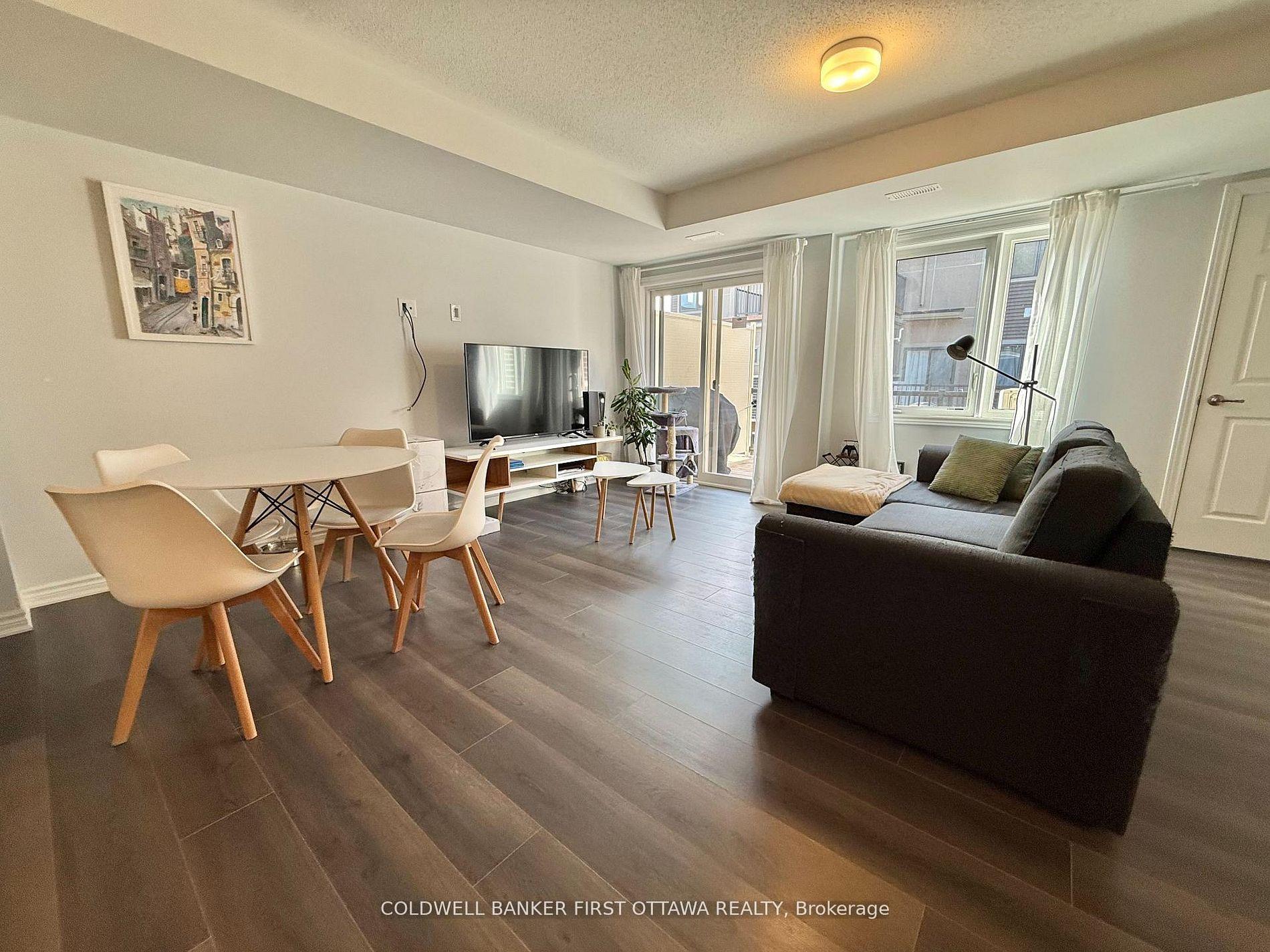 Photo 2 of Unit 36, 129 Anthracite Private, Ottawa, Barrhaven - Heritage Park — HOMEH