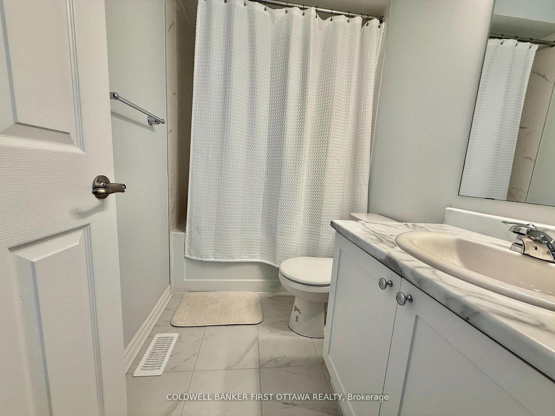 Photo 9 of Unit 36, 129 Anthracite Private, Ottawa, Barrhaven - Heritage Park — HOMEH