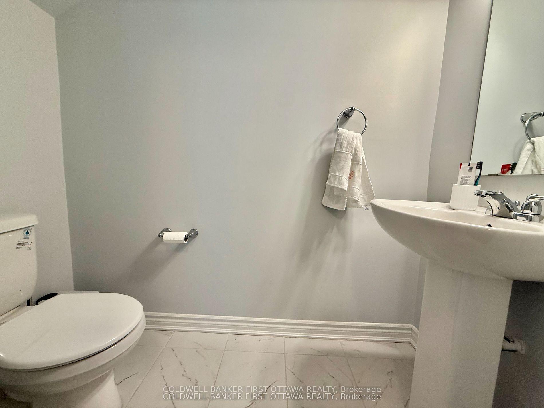 Photo 10 of Unit 36, 129 Anthracite Private, Ottawa, Barrhaven - Heritage Park — HOMEH