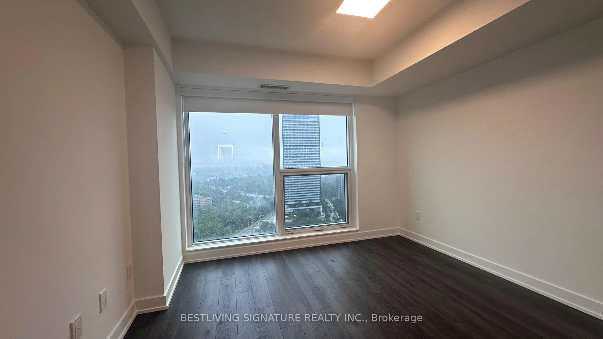 Photo 10 of Unit 2207, 609 Sherbourne Street, Toronto, North St. James Town — HOMEH