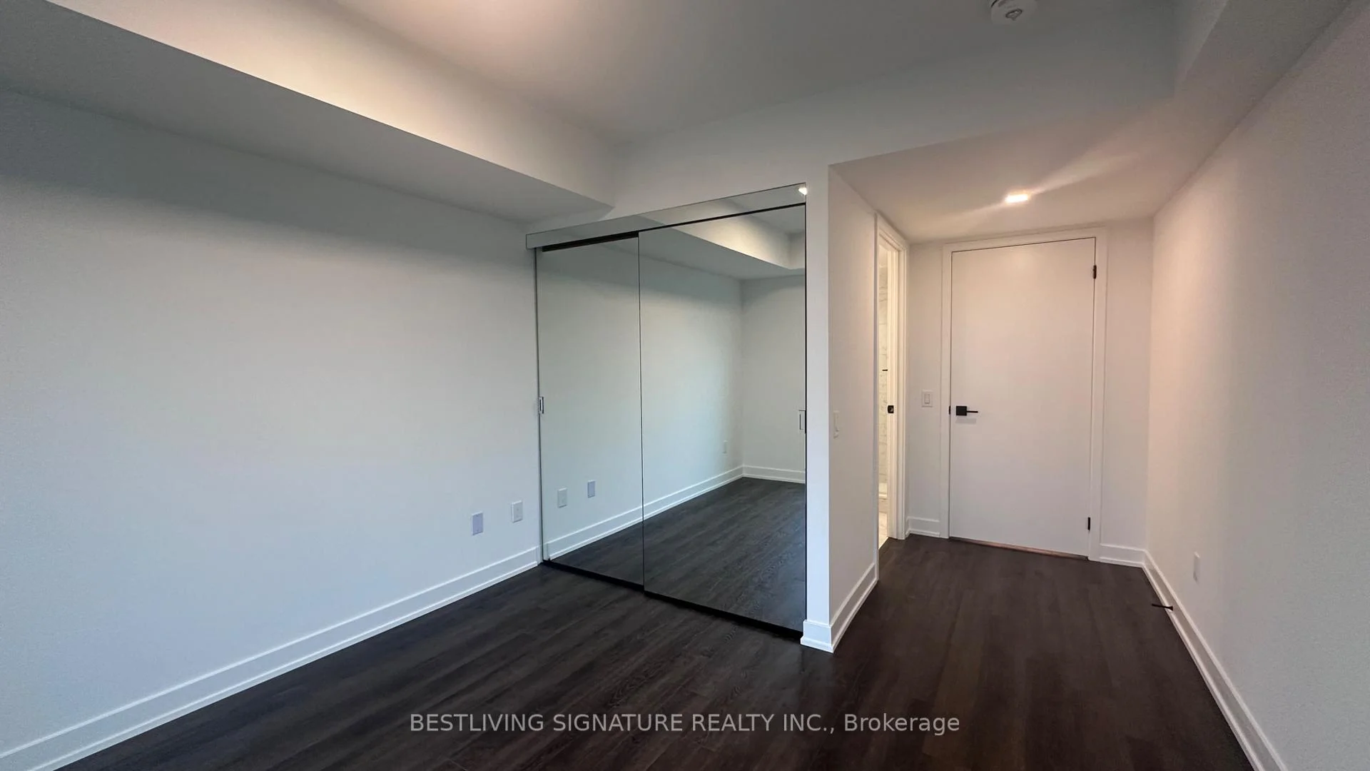 Photo 11 of Unit 2207, 609 Sherbourne Street, Toronto, North St. James Town — HOMEH