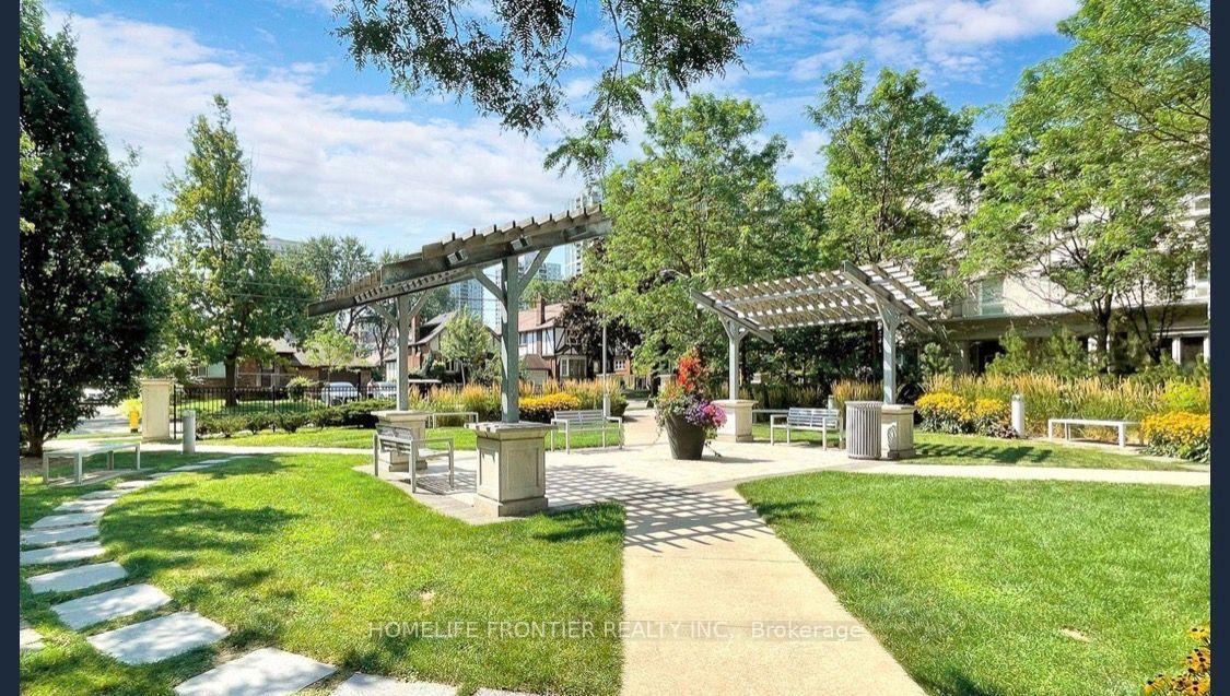 Photo 8 of Unit 2106, 17 Anndale Drive E, North York, Willowdale East — HOMEH