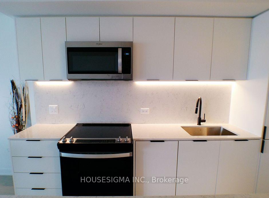 Photo 8 of Unit 322, 31 Huron Street, Collingwood — HOMEH