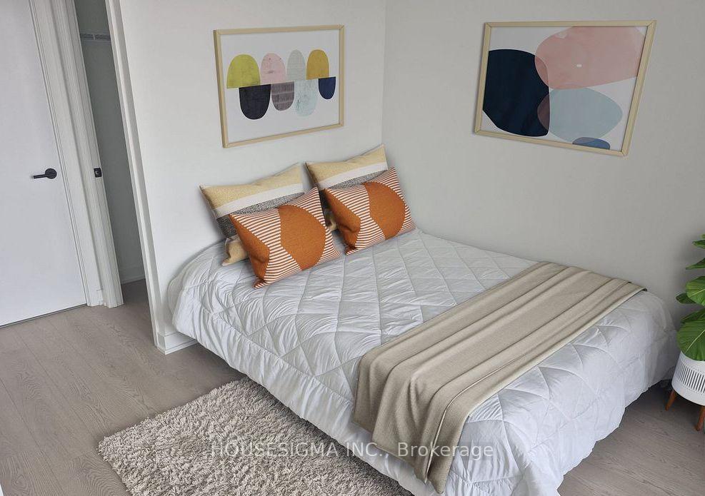 Photo 17 of Unit 322, 31 Huron Street, Collingwood — HOMEH