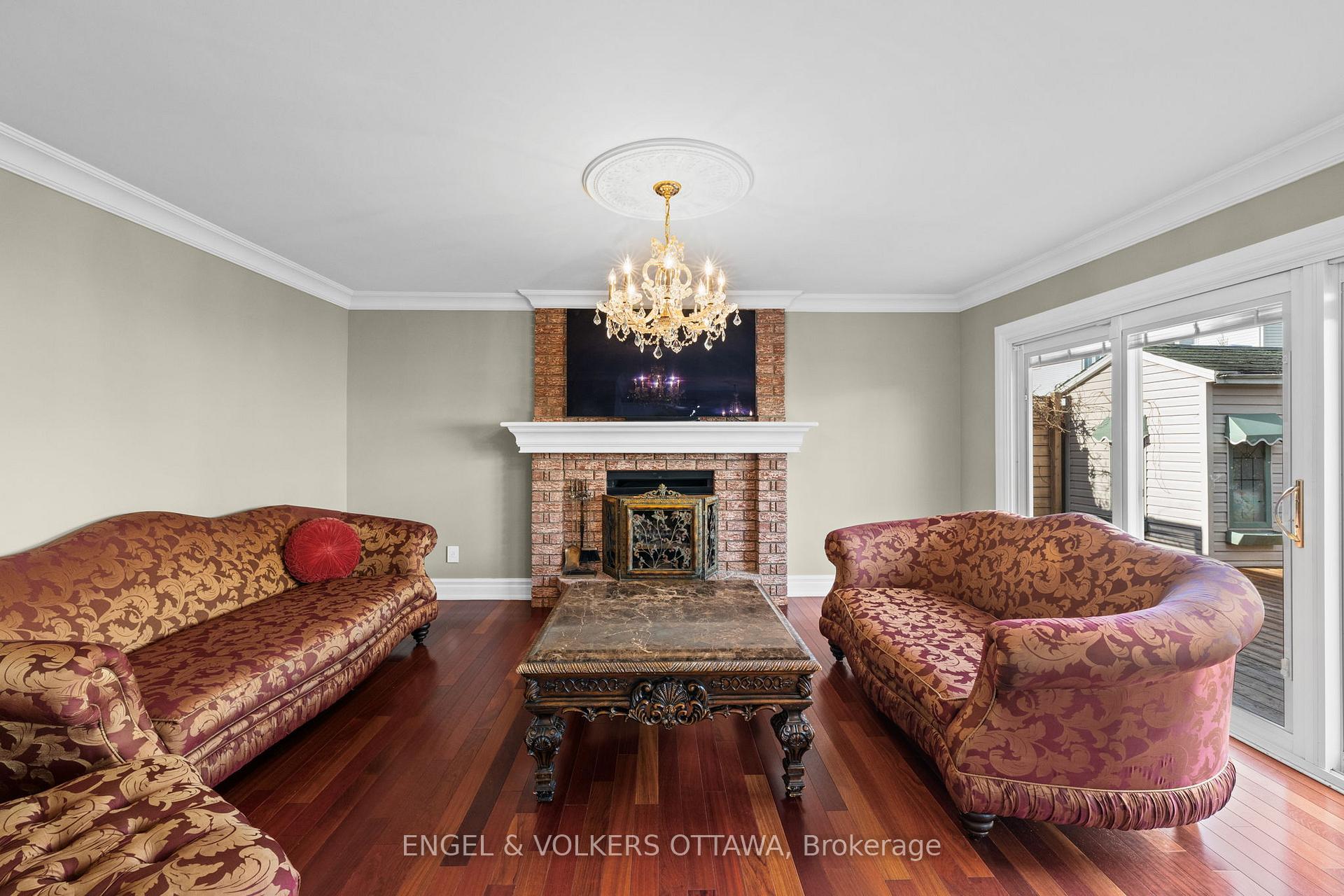 Photo 12 of 563 Merkley Drive, Ottawa, Fallingbrook/Pineridge — HOMEH