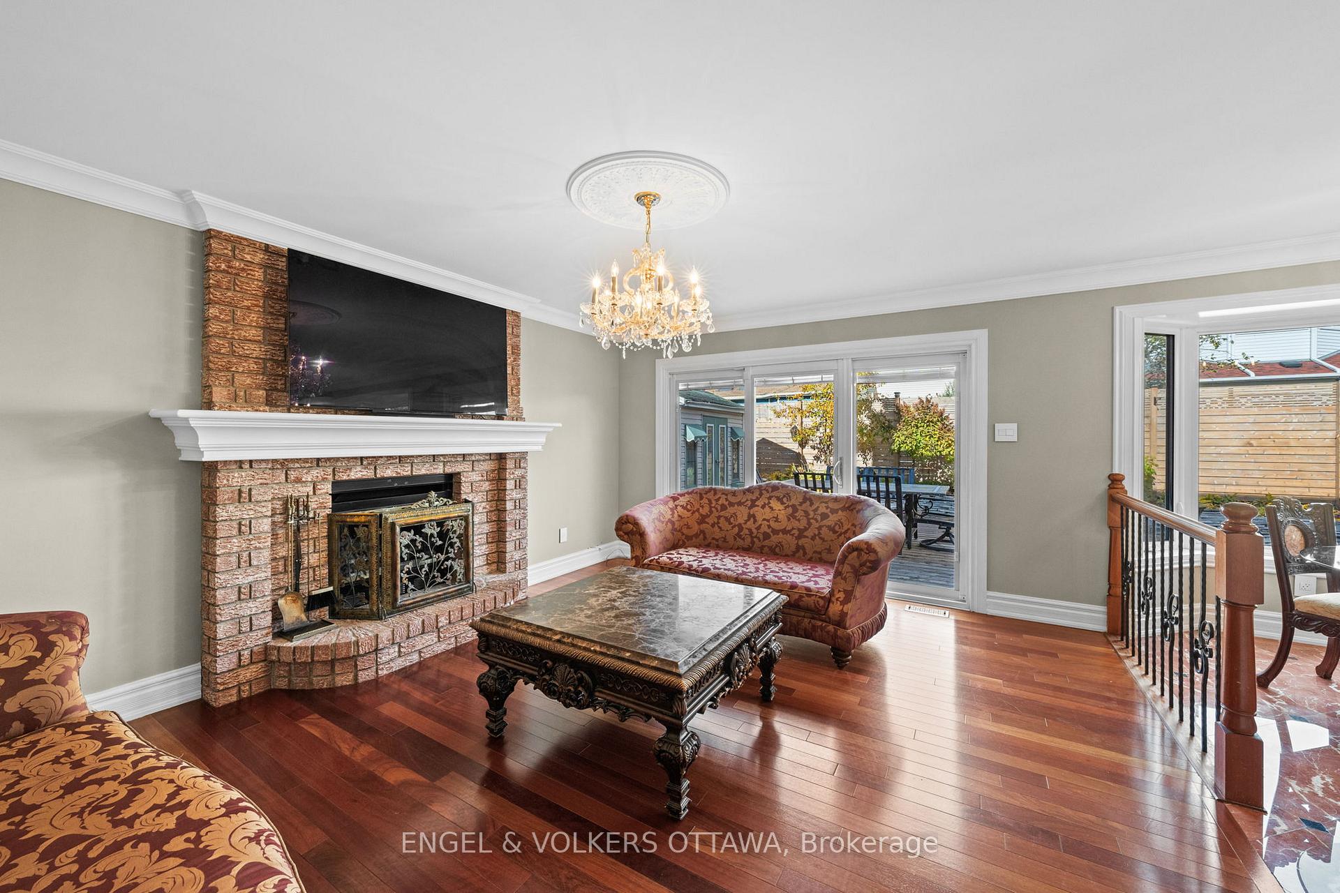 Photo 13 of 563 Merkley Drive, Ottawa, Fallingbrook/Pineridge — HOMEH
