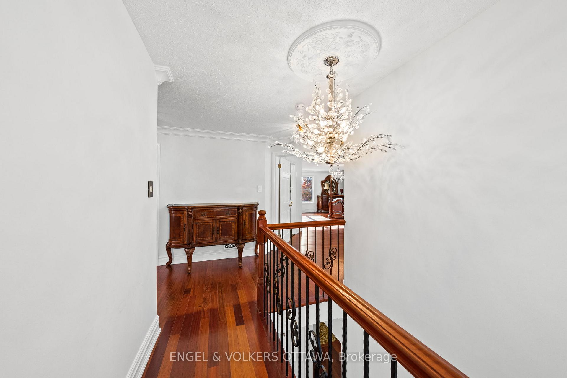 Photo 17 of 563 Merkley Drive, Ottawa, Fallingbrook/Pineridge — HOMEH