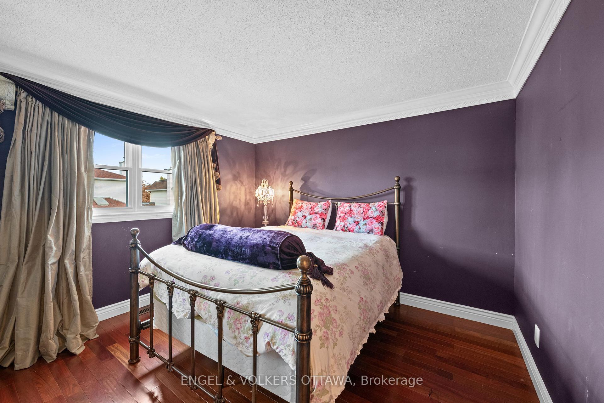 Photo 26 of 563 Merkley Drive, Ottawa, Fallingbrook/Pineridge — HOMEH