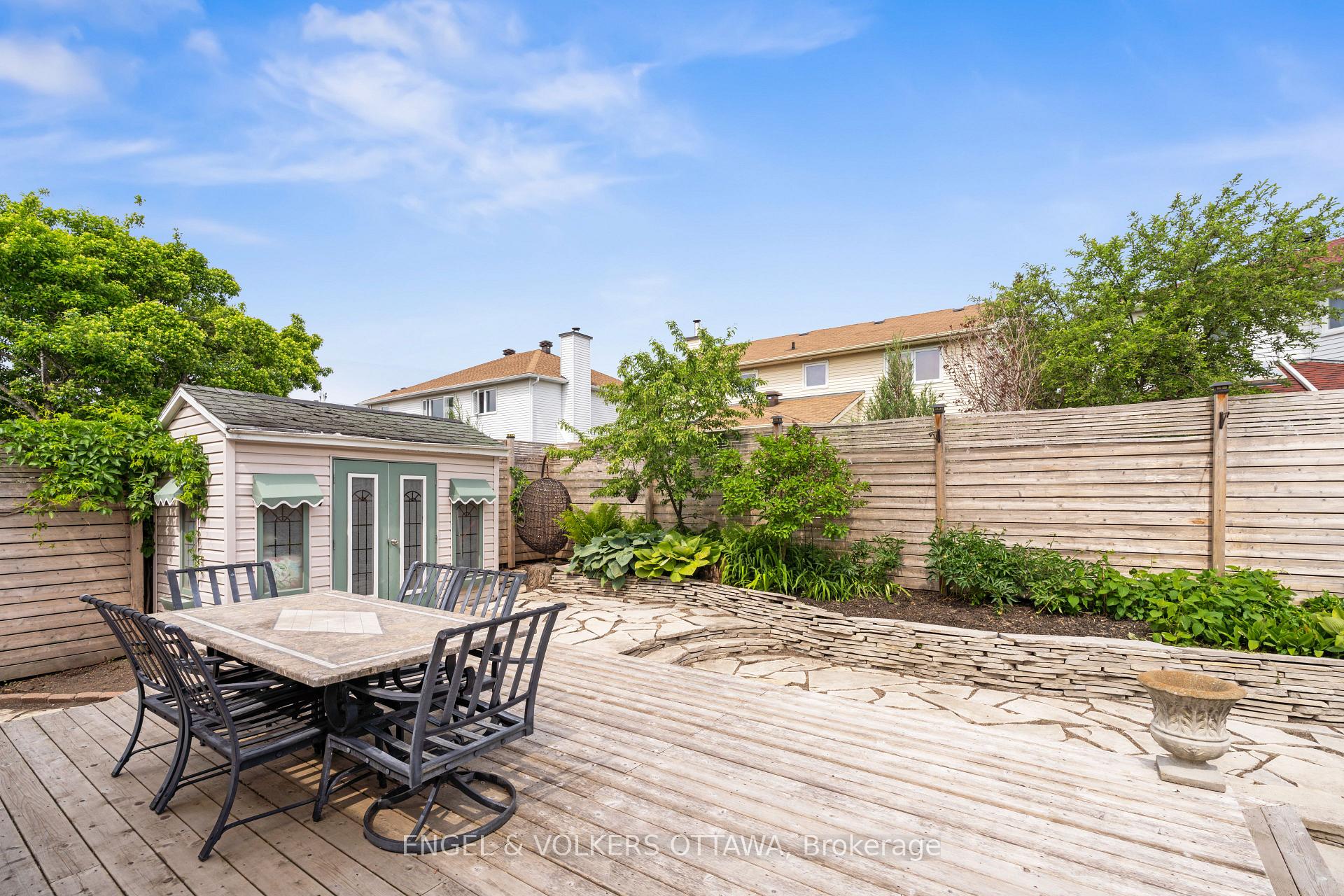 Photo 40 of 563 Merkley Drive, Ottawa, Fallingbrook/Pineridge — HOMEH