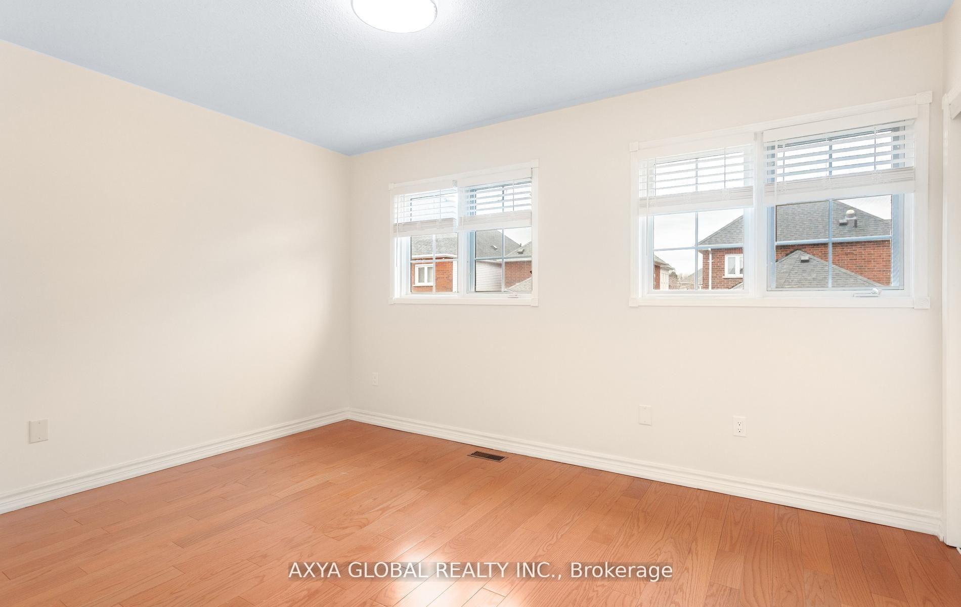 Photo 17 of 5340 Byford Place, Mississauga, Hurontario — HOMEH