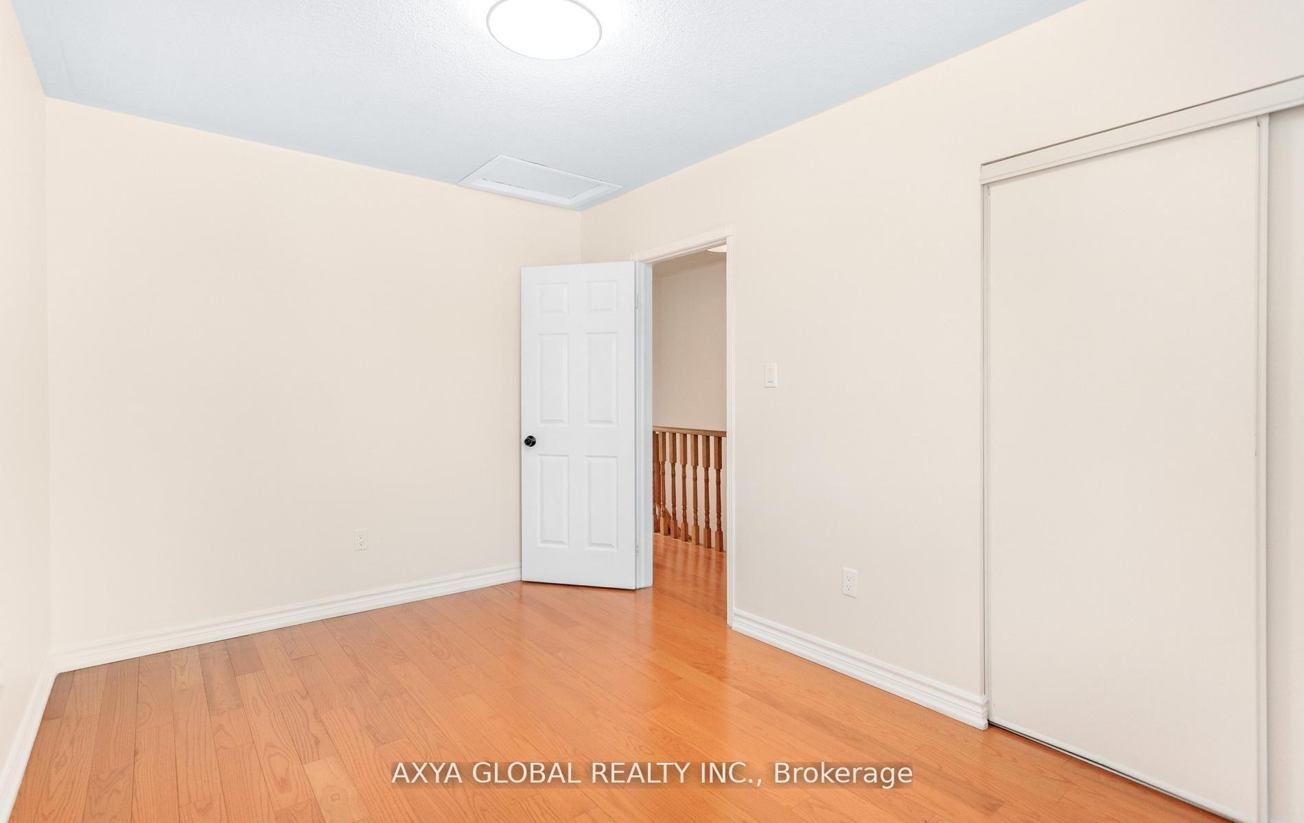 Photo 19 of 5340 Byford Place, Mississauga, Hurontario — HOMEH
