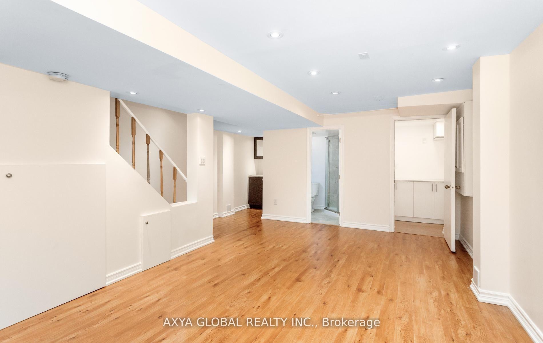 Photo 26 of 5340 Byford Place, Mississauga, Hurontario — HOMEH