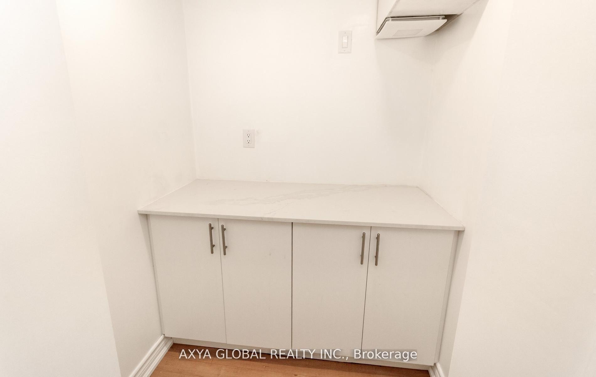 Photo 27 of 5340 Byford Place, Mississauga, Hurontario — HOMEH