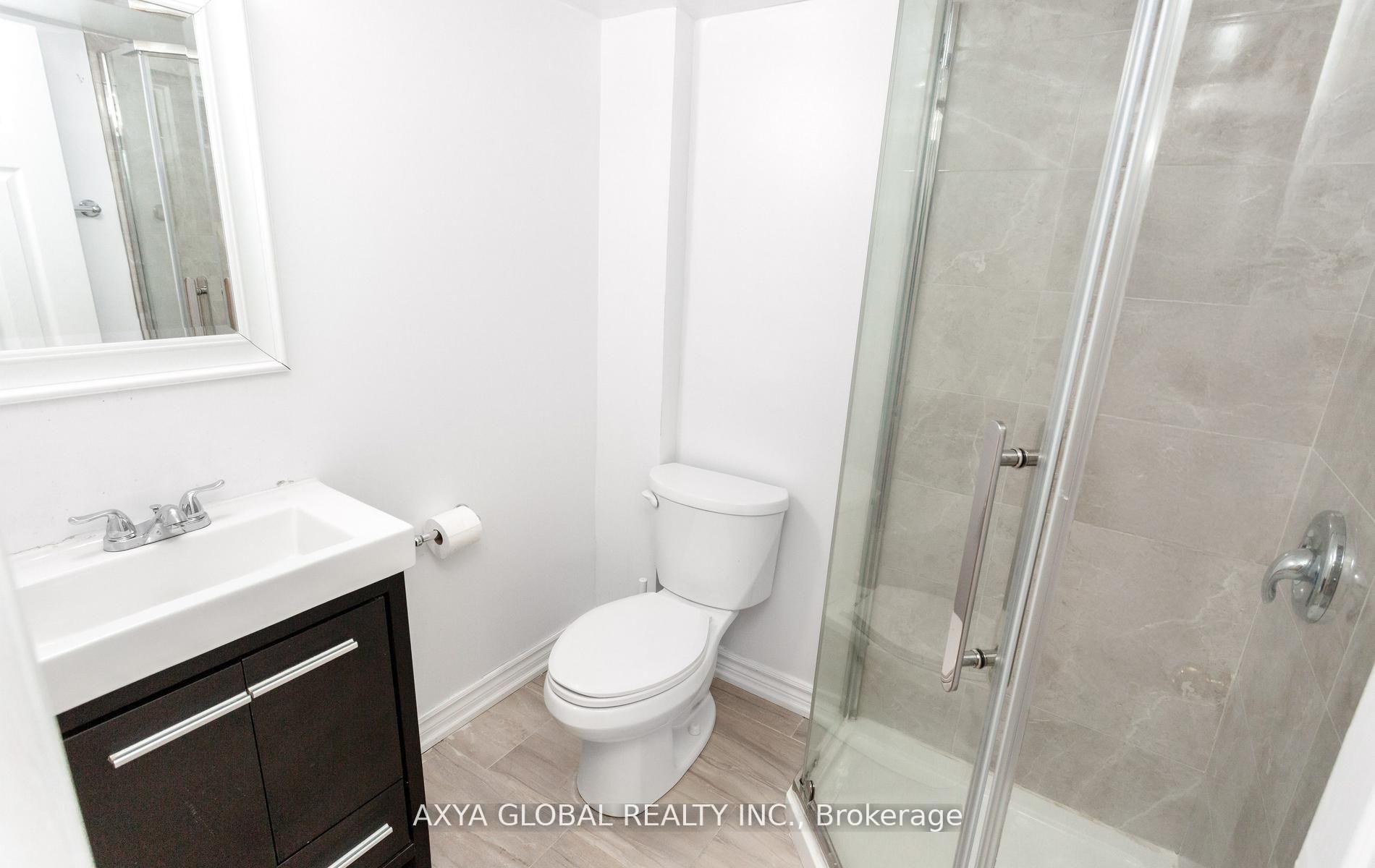 Photo 31 of 5340 Byford Place, Mississauga, Hurontario — HOMEH