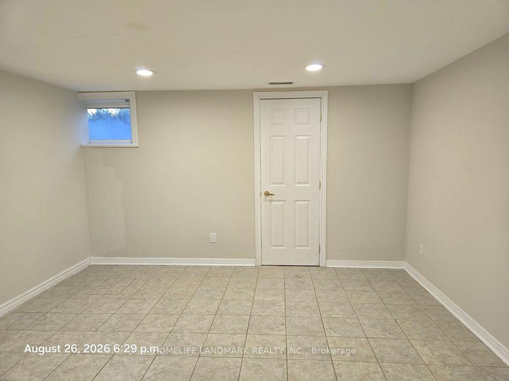 Photo 6 of Unit #Basement, 98 Newton Drive, North York, Newtonbrook East — HOMEH