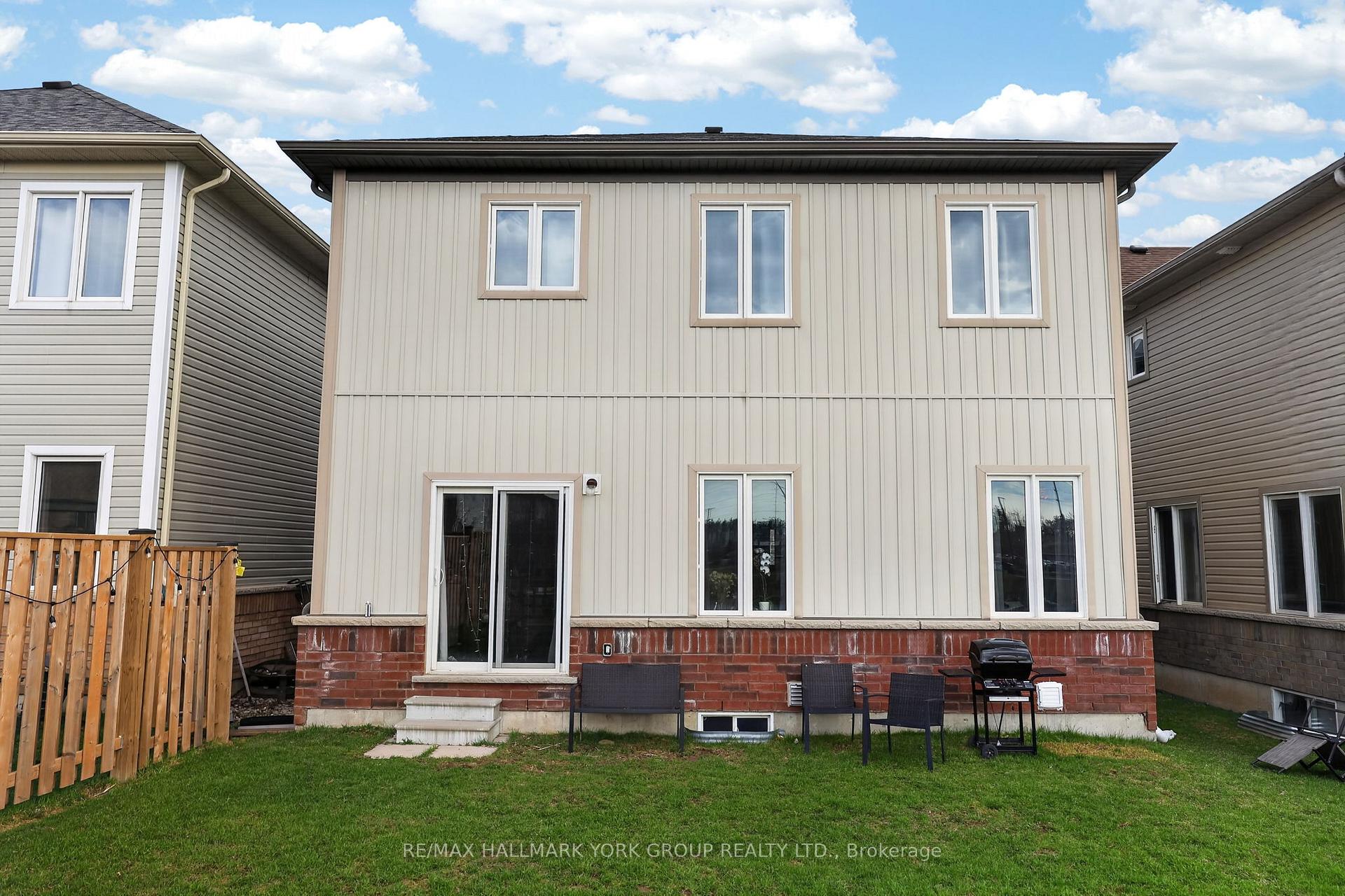 Photo 9 of 69 Diana Drive, Orillia — HOMEH