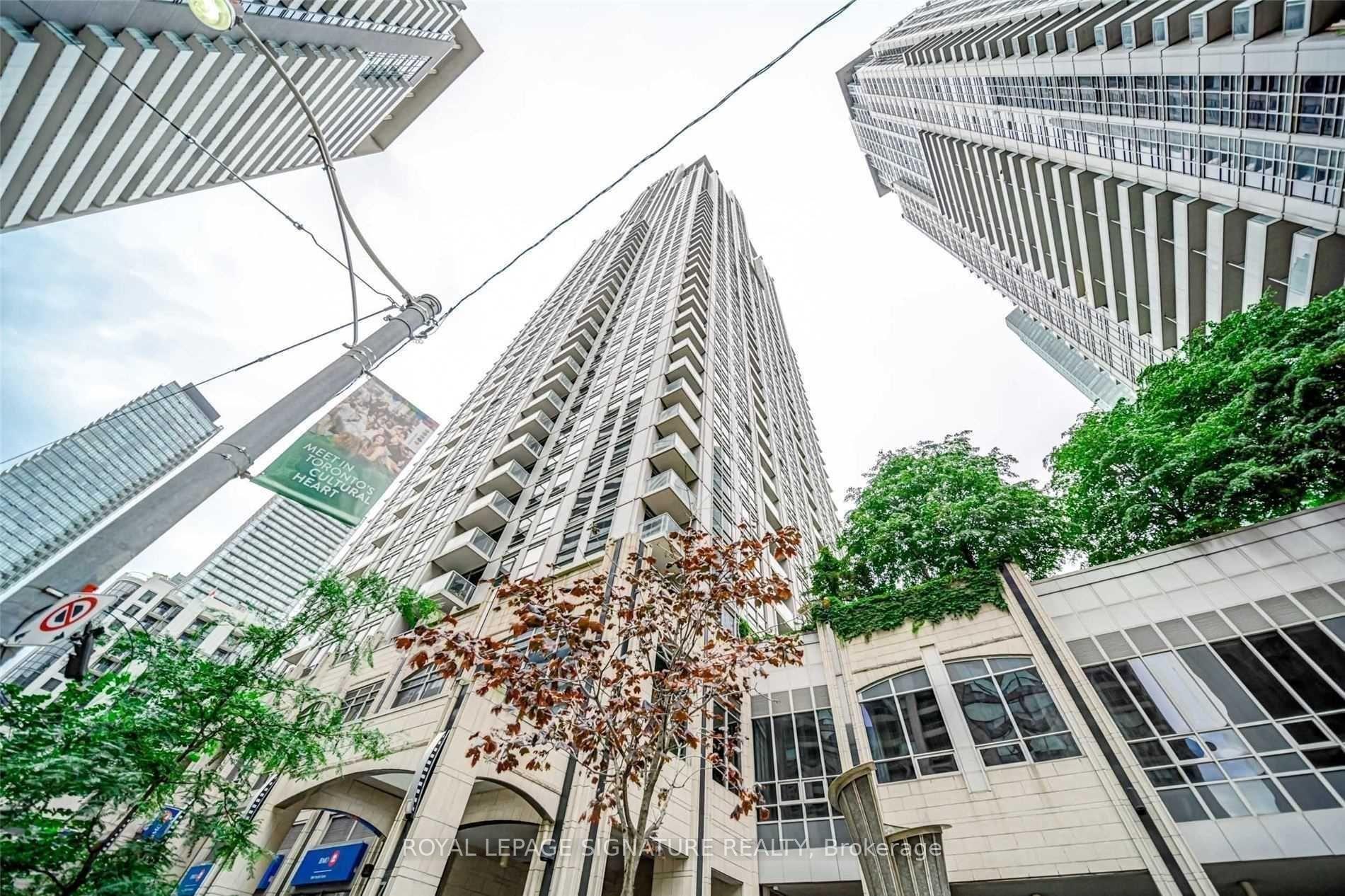 Front of Unit 1215, 763 Bay Street