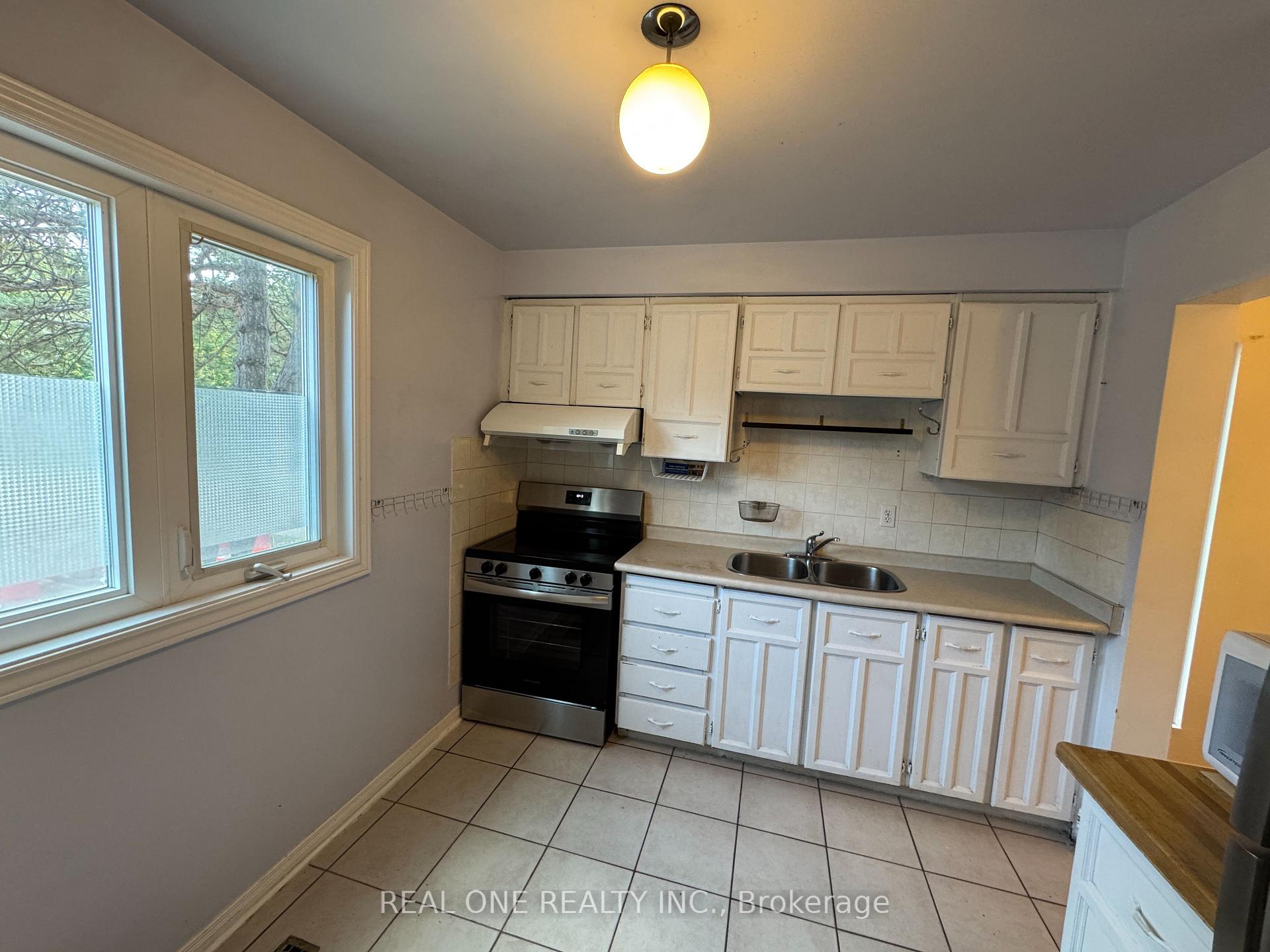 Photo 9 of Unit 16, 72 Dusay Place, Scarborough, L'Amoreaux — HOMEH