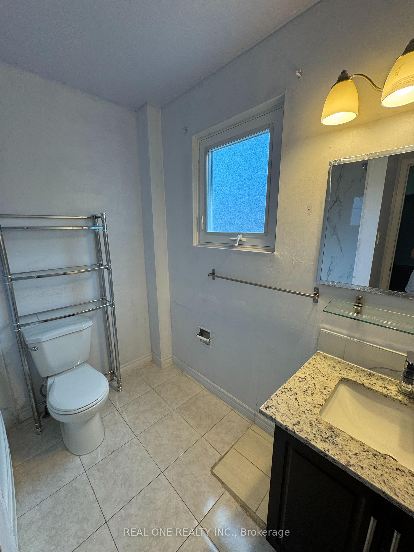 Photo 11 of Unit 16, 72 Dusay Place, Scarborough, L'Amoreaux — HOMEH