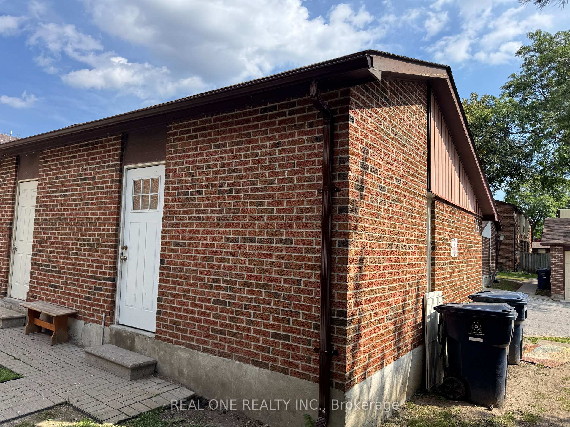 Photo 21 of Unit 16, 72 Dusay Place, Scarborough, L'Amoreaux — HOMEH