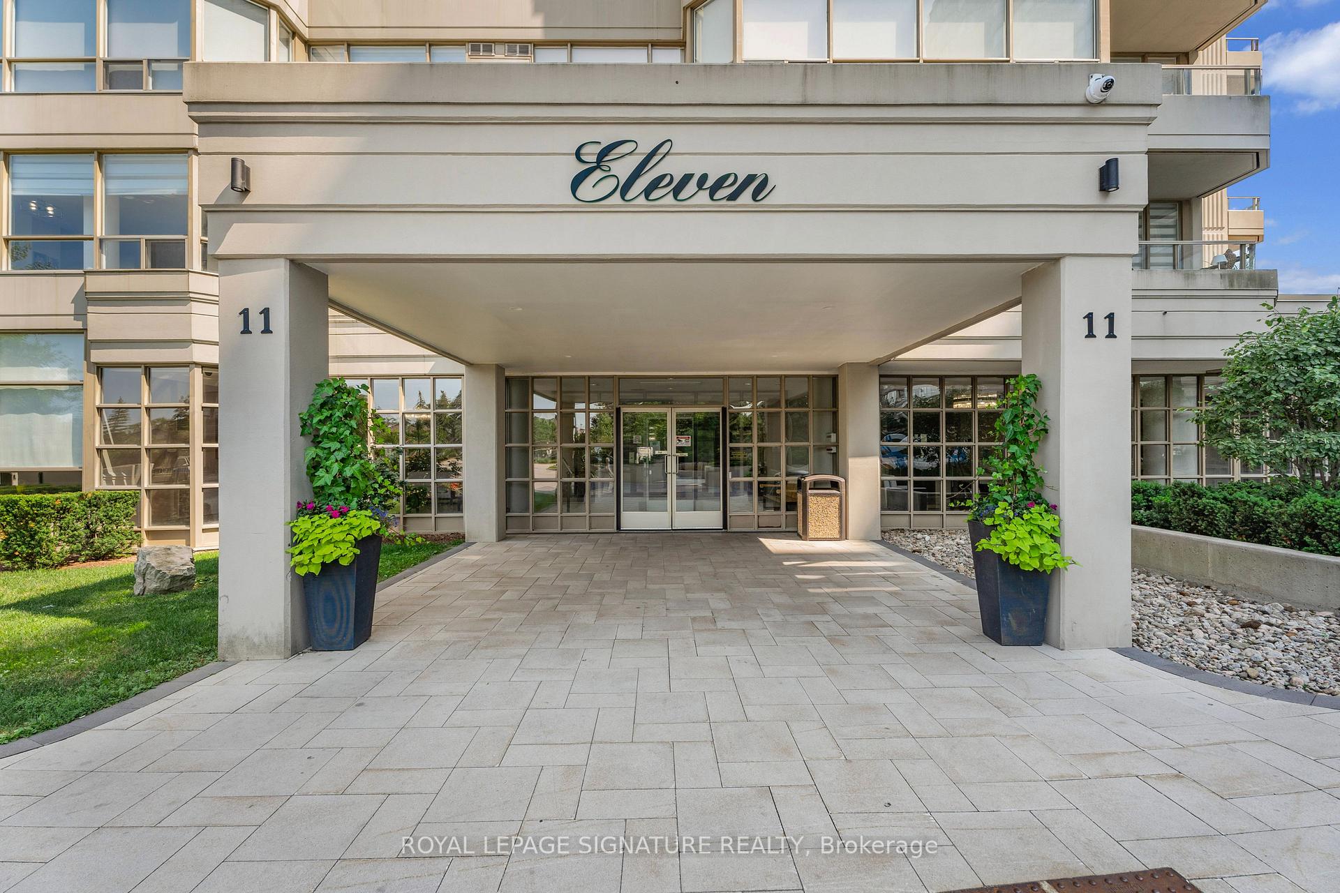 Photo 2 of Unit 1410, 11 Townsgate Drive, Vaughan, Crestwood-Springfarm-Yorkhill — HOMEH