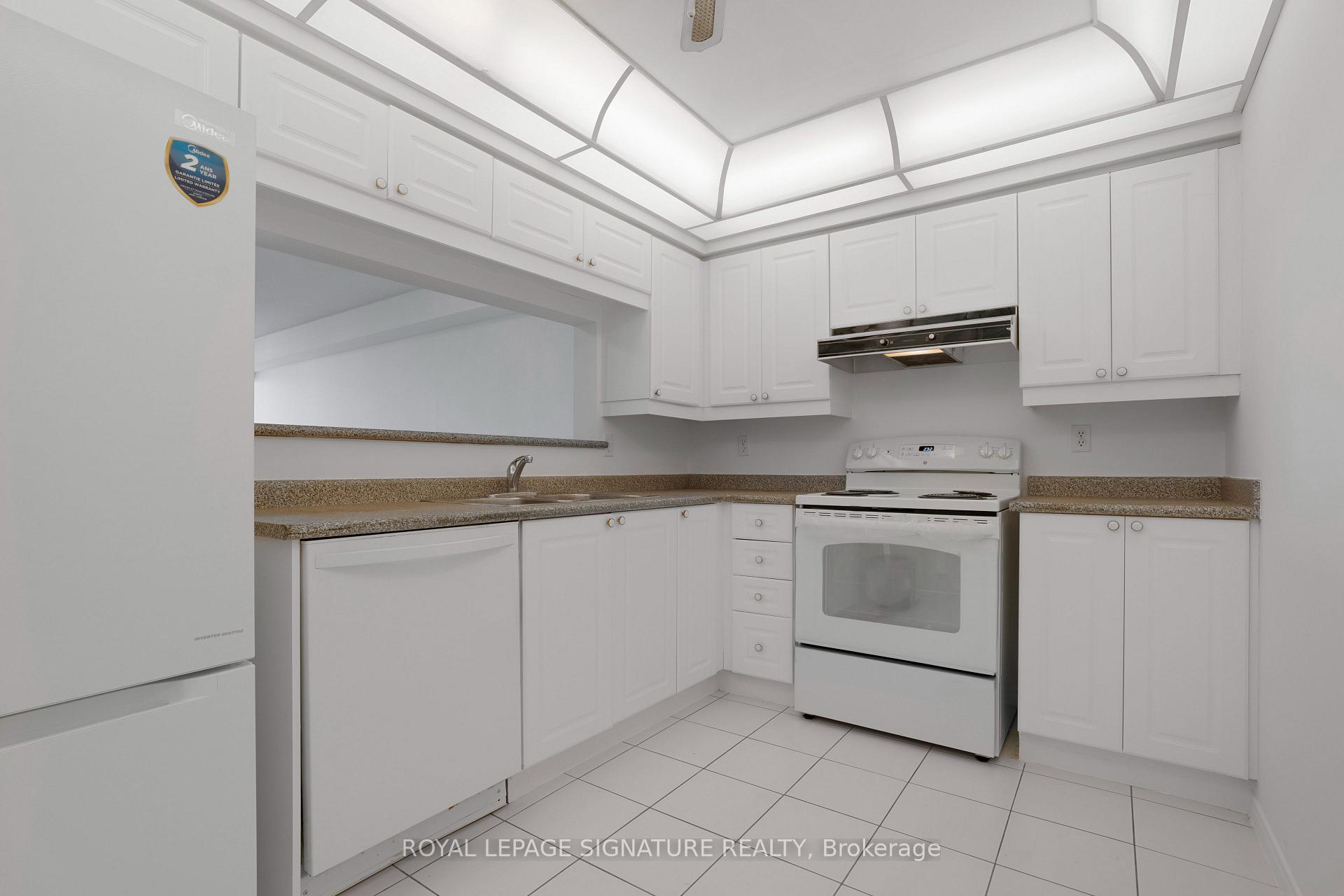 Photo 10 of Unit 1410, 11 Townsgate Drive, Vaughan, Crestwood-Springfarm-Yorkhill — HOMEH