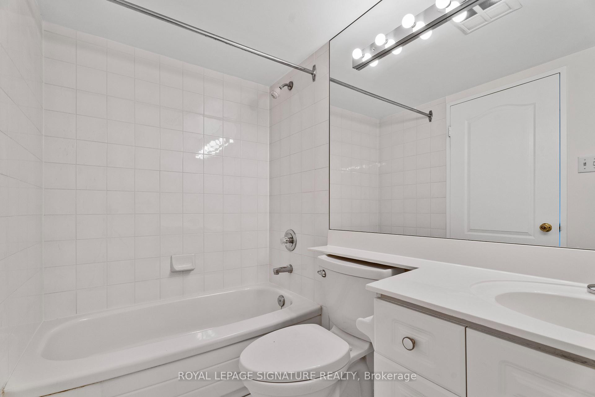 Photo 19 of Unit 1410, 11 Townsgate Drive, Vaughan, Crestwood-Springfarm-Yorkhill — HOMEH