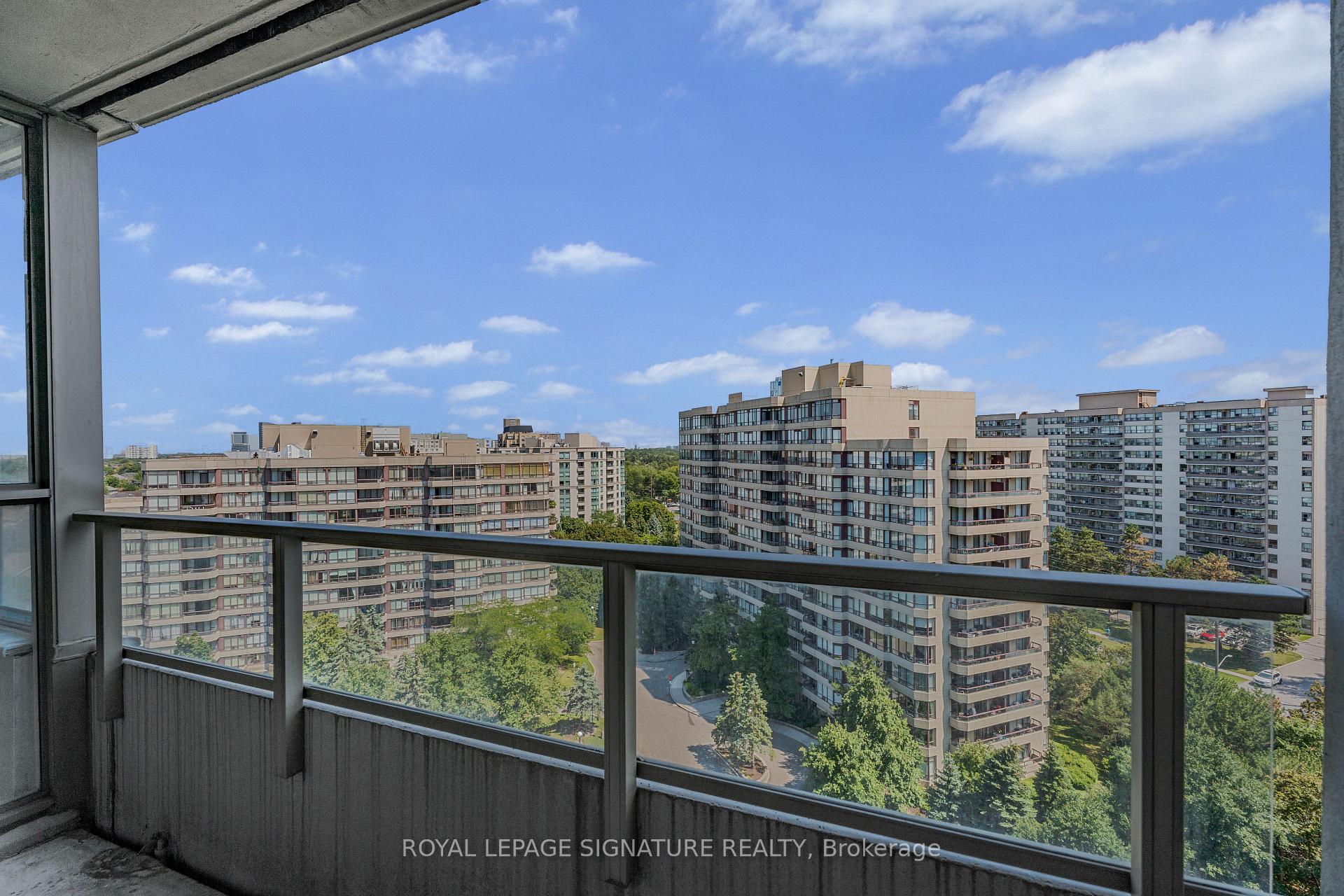 Photo 20 of Unit 1410, 11 Townsgate Drive, Vaughan, Crestwood-Springfarm-Yorkhill — HOMEH