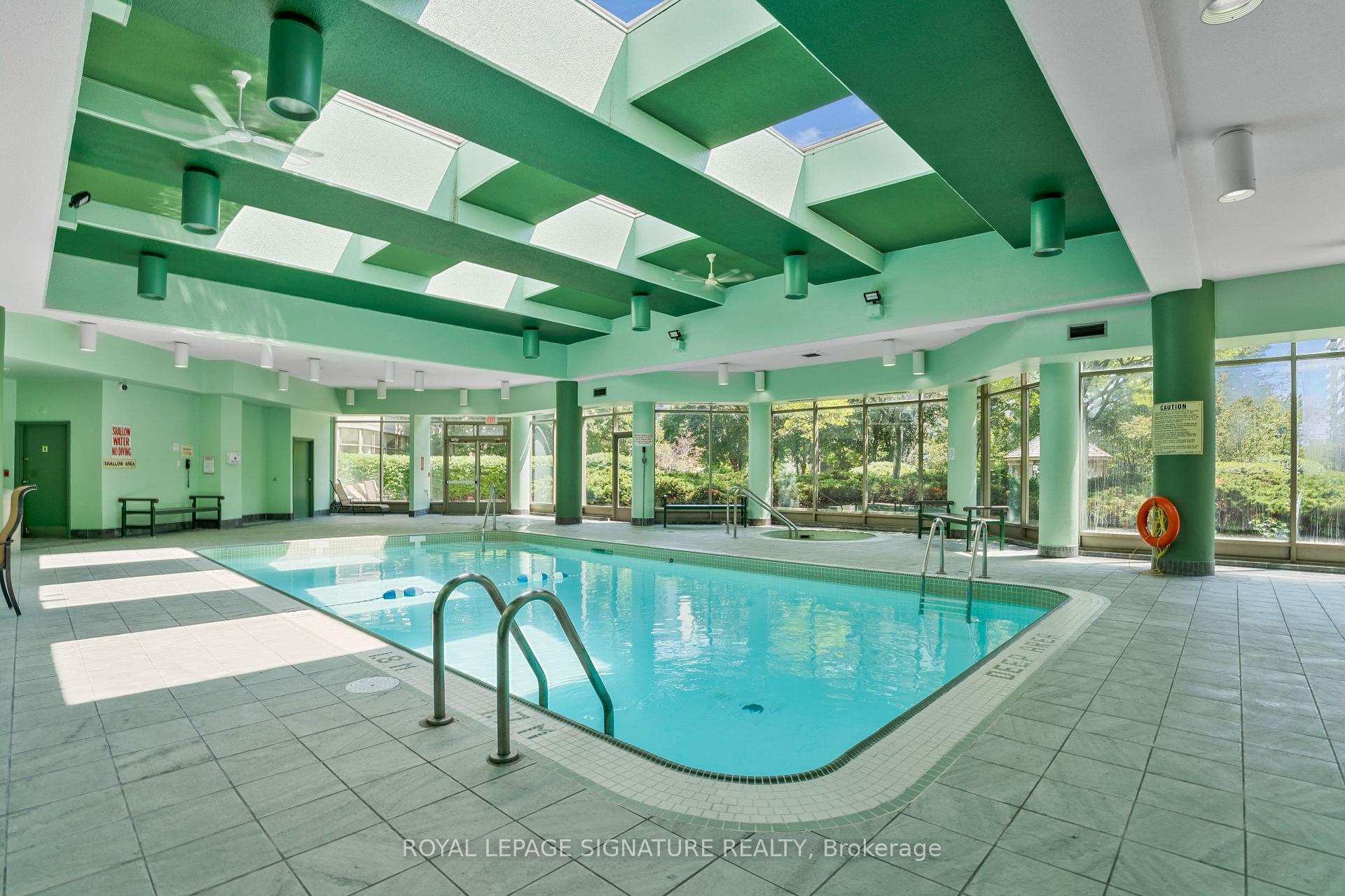 Photo 22 of Unit 1410, 11 Townsgate Drive, Vaughan, Crestwood-Springfarm-Yorkhill — HOMEH