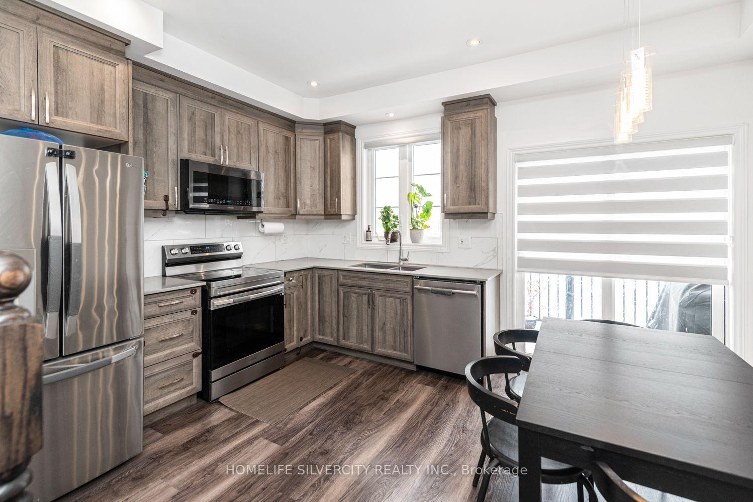 Photo 25 of Unit 24, 575 Woodward Avenue, Hamilton, Parkview — HOMEH