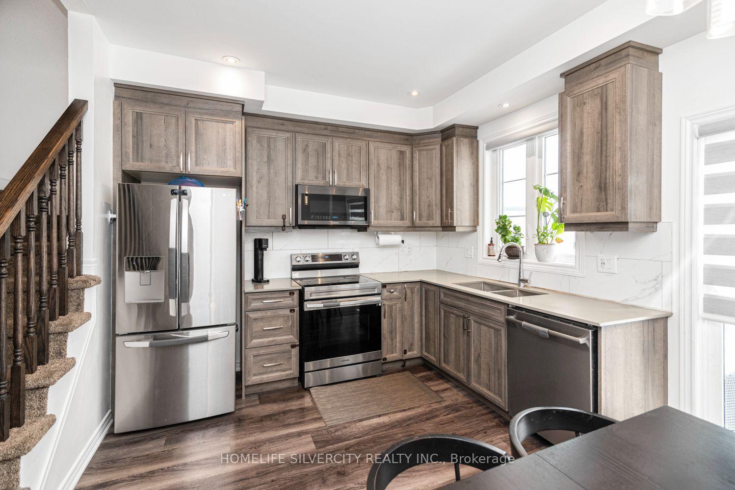 Photo 33 of Unit 24, 575 Woodward Avenue, Hamilton, Parkview — HOMEH