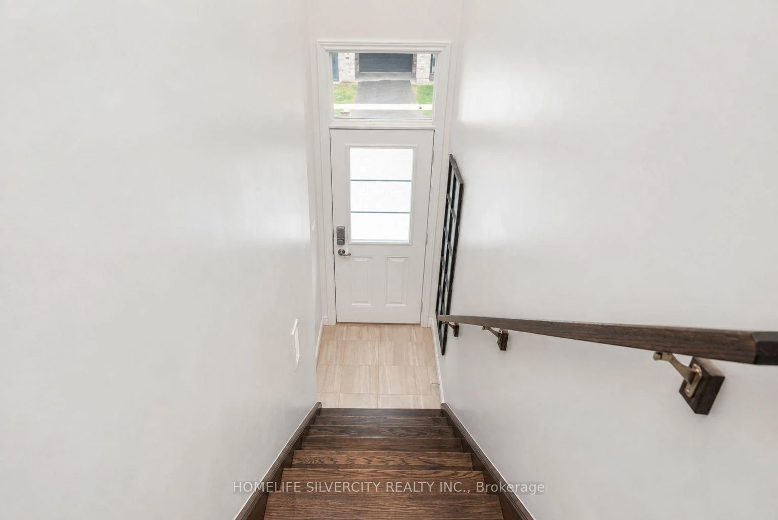 Photo 4 of Unit 24, 575 Woodward Avenue, Hamilton, Parkview — HOMEH