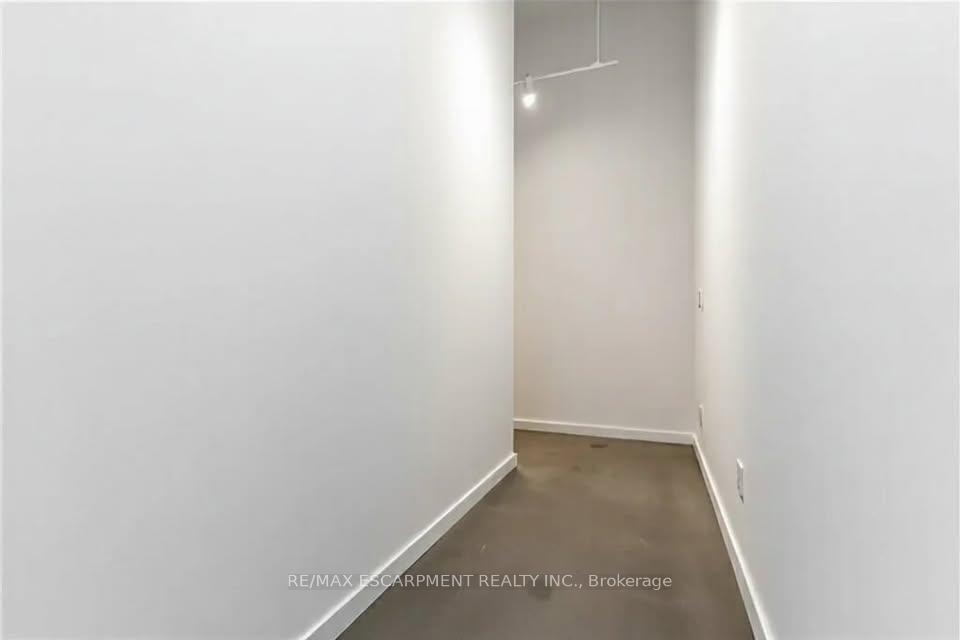 Photo 5 of Unit 106, 66 Bay Street S, Hamilton, Durand — HOMEH