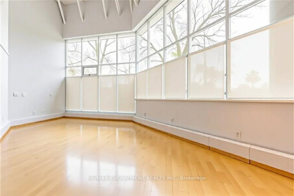 Photo 11 of Unit 106, 66 Bay Street S, Hamilton, Durand — HOMEH
