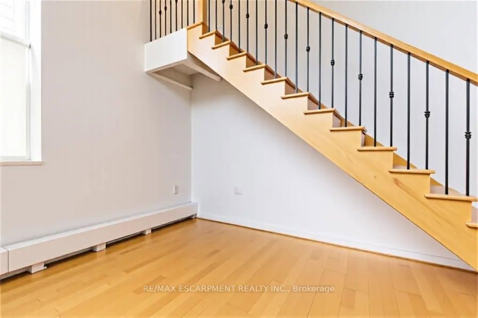 Photo 13 of Unit 106, 66 Bay Street S, Hamilton, Durand — HOMEH