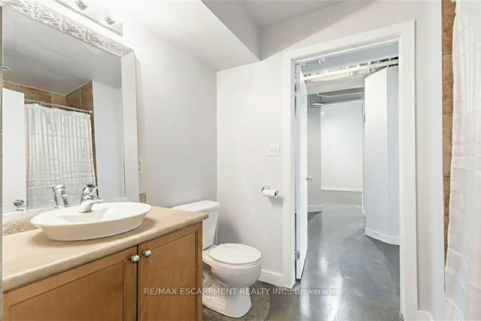Photo 19 of Unit 106, 66 Bay Street S, Hamilton, Durand — HOMEH