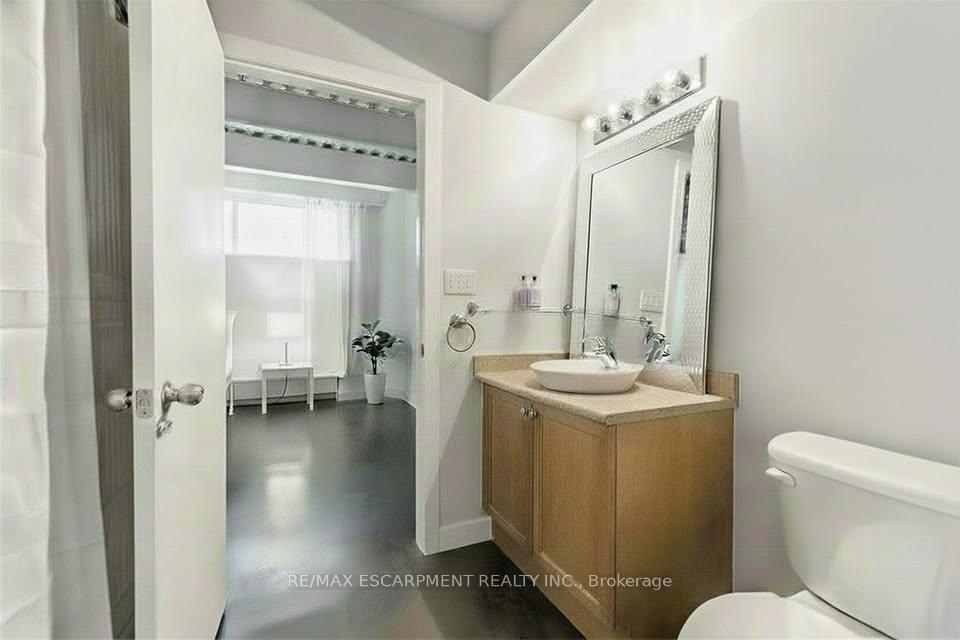 Photo 20 of Unit 106, 66 Bay Street S, Hamilton, Durand — HOMEH